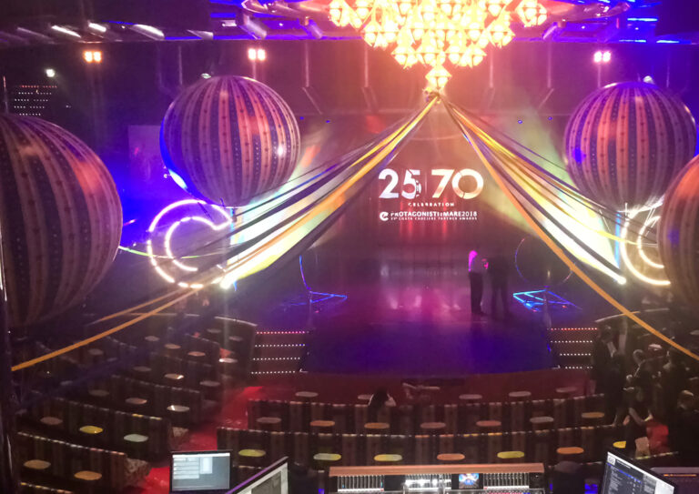 Show_Entertainment-Costa70-01